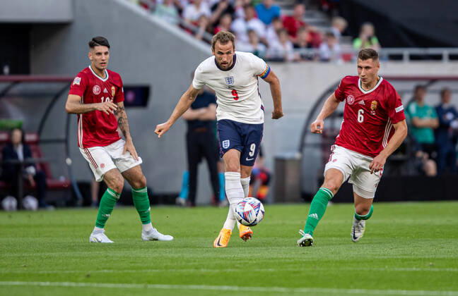 Hungary v England: UEFA Nations League - League Path Group 3 Harry Kane of England competes for the ball with Willi Orban of Hungary during the UEFA Nations League A3 match at Puskas ArÃ na on June 04, 2022 in Budapest, Hungary. Budapest Hungary  Copyright: xRobertxSzaniszlox originalFilename:szaniszlo-notitle220604_npwo1