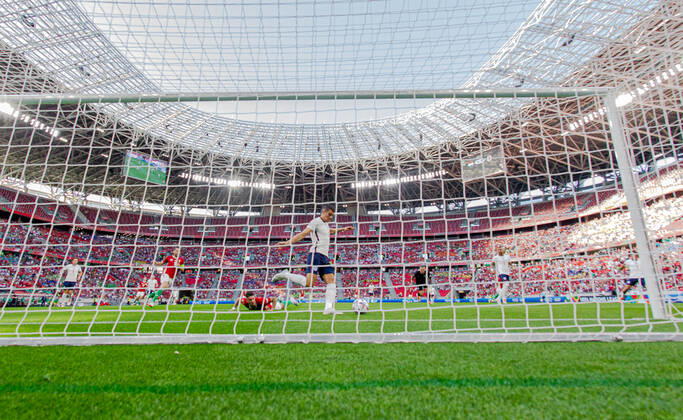 Hungary v England: UEFA Nations League - League Path Group 3 James Justin of England frees during the UEFA Nations League A3 match at Puskas ArÃ na on June 04, 2022 in Budapest, Hungary. Budapest Hungary  Copyright: xRobertxSzaniszlox originalFilename:szaniszlo-notitle220604_npiFl