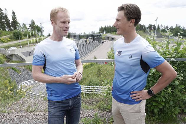 cross-country skiing, cross-country skiing and parasailing teams Oslo 20220617 Bjorn Daehlie t v together with Max Novak in connection with investment of new ski team Photo Terje Pedersen NTB Oslo Norway  Copyright: xTerjexPedersenx xNTBx EDITORIAL USE ONLY. RESTRICTED USE FOR BETTING COMPANIES