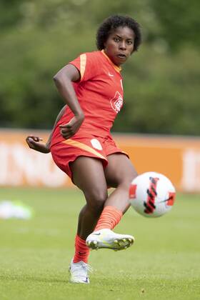 ZEIST Lineth Beerensteyn during a training session of the Dutch women s national team at the KNVB Campus on June 20, 2022 in Zeist, the Netherlands The Dutch women s team is preparing for the European Football Championship in England ANP OLAF KRAAK UEFA Women s Euro England 2022 2022 xVIxANPxSportx xxANPxIVx 450693983 originalFilename: 450693983