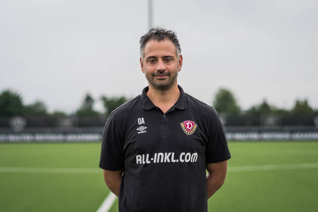 Team doctor Dr med Onays al Sadi SG Dynamo Dresden 3 Liga, Porträttermin 2022 2023