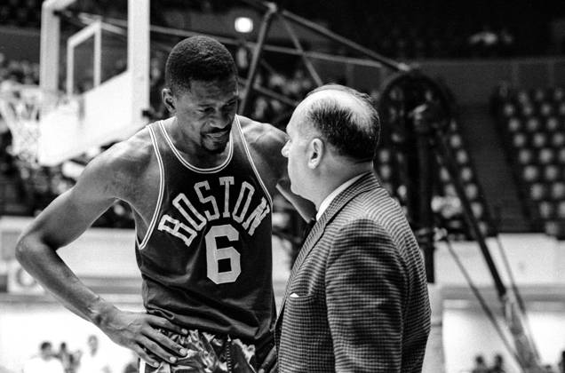 Basketball, Bill Russells jersey number will no longer be issued in NBA