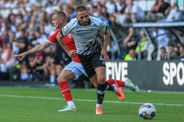 Derby County v Barnsley EFL Sky Bet League 1 13 08 2022. Conor Hourihane (4) of Derby County during the EFL Sky Bet League 1 match between Derby County and Barnsley at the Pride Park, Derby, England on 13 August 2022. Editorial use only DataCo restrictions apply See www.football-dataco.com , Copyright: xJezxTighex PSI-15713-0066
