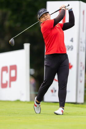 OTTAWA, ON - AUGUST 26: Wichanee Meechai of Thailand tees off on the 1st hole during the second round of the CP Women™s Open on August 26, 2022, at The Ottawa Hunt and Golf Club in Ottawa, ON, Canada. (Photo by Richard A. Whittaker Icon Sportswire) GOLF: AUG 26 LPGA, Golf Damen - CP Women™s Open Icon2208261402
