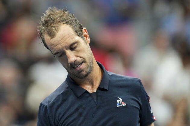 (220904) -- NEW YORK, Sept. 4, 2022 -- Richard Gasquet of France reacts during the men s singles third round match against Rafael Nadal of Spain at the 2022 US Open tennis championships in New York, the United States, Sept. 3, 2022. ) (SP)U.S.-NEW YORK-TENNIS-US OPEN-MEN S SINGLES LiuxJie