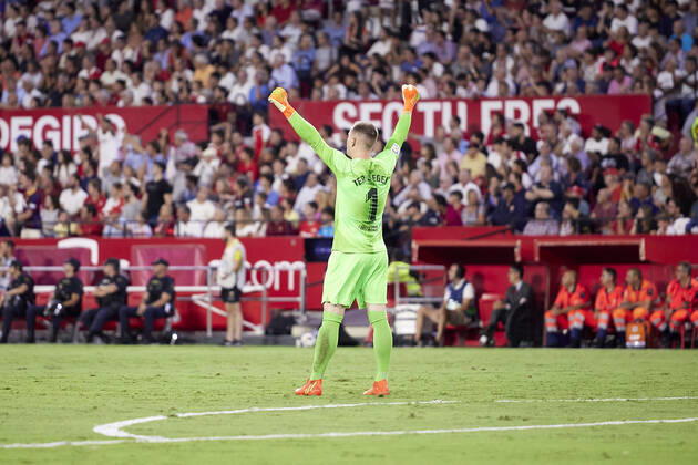 Sevilla FC v FC Barcelona, Barca LaLiga Santander, Seville, Spain Seville, Spain. 03rd September 2022. Marc-Andre ter Stegen (1) of FC Barcelona seen during the LaLiga Santander match between Sevilla FC and FC Barcelona at Estadio Ramon Sanchez Pizjuan in Seville. Seville Andalucia Spain Estadio Ramon Sanchez Pizjuan  Copyright: xGonzalesxPhoto JesusxRuizxMedinax