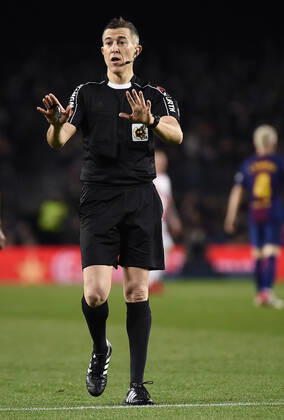 FC Barcelona, Barca v Deportivo Alaves. LaLiga, date 21. Camp Nou stadium, Barcelona, Spain - 28 January 2018 The referee Ignacio Iglesias Villanueva. Barcelona SPA Copyright: xBaguxBlancox I0000CoyqNExV.UI