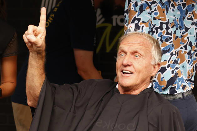 SUGAR GROVE, IL - SEPTEMBER 17: Greg Norman the LIV CEO and golf commissioner as Norman holds up a number one while getting a mullet hair cut for charity after the second round of the LIV Golf Invitational Series Chicago on September 17, 2022 at Rich Harvest Farms in Sugar Grove, Illinois. (Photo by Brian Spurlock Icon Sportswire) GOLF: SEP 17 LIV Golf Invitational Series Chicago Icon220917085