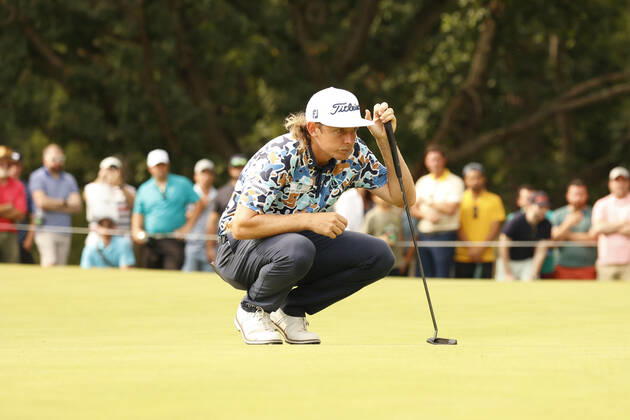 SUGAR GROVE, IL - SEPTEMBER 17: LIV golfer Cameron Smith lines up a putt on the 13th hole during the second round of the LIV Golf Invitational Series Chicago on September 17, 2022 at Rich Harvest Farms in Sugar Grove, Illinois. (Photo by Brian Spurlock Icon Sportswire) GOLF: SEP 17 LIV Golf Invitational Series Chicago Icon220917187