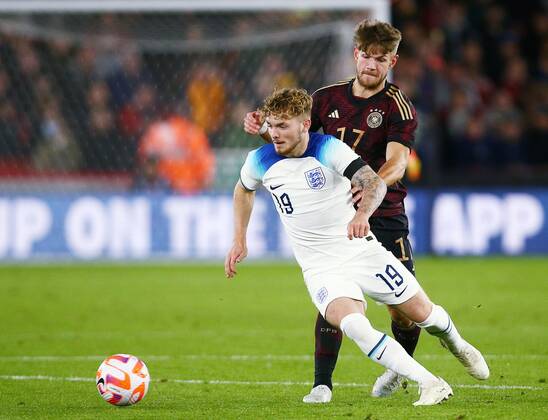 Mandatory Credit: Photo by Matt West Shutterstock (13423132h) Harvey Elliott of England and Jan Thielmann of Germany England U21, U 21 v Germany U21, Friendly, International Football, Bramall Lane, Sheffield, UK - 27 Sep 2022 EDITORIAL USE ONLY No use with unauthorised audio, video, data, fixture lists, club league logos or live services. Online in-match use limited to 120 images, no video emulation. No use in betting, games or single club league player publications. England U21 v Germany U21, Friendly, International Football, Bramall Lane, Sheffield, UK - 27 Sep 2022 EDITORIAL USE ONLY No use with unauthorised audio, video, data, fixture lists, club league logos or live services. Online in-match use limited to 120 images, no video emulation. No use in betting, games or single club league player publications. Copyright: xMattxWest Shutterstockx 13423132h