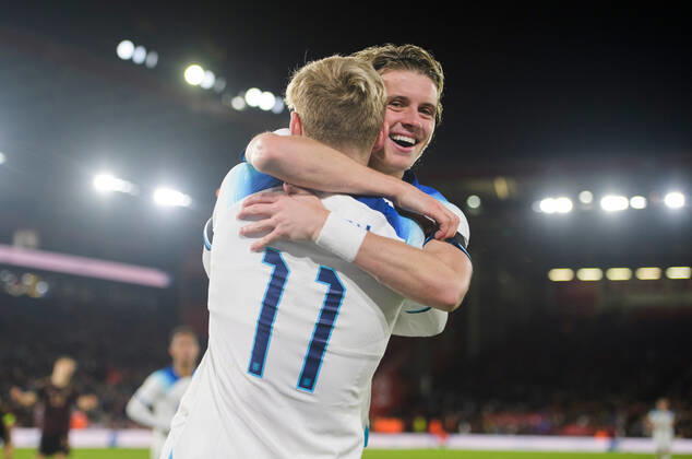 England Under 21 v Germany U21, U 21 International Friendly, Länderspiel, Nationalmannschaft Conor Gallagher of England U21 (right) celebrates after scoring his team s 2nd goal to make it 2-1 during the International Friendly match at Bramall Lane, Sheffield Content Not Available For UK Newspapers Copyright: xRussellxHartx FIL-17393-0015 UK Newspapers OUT