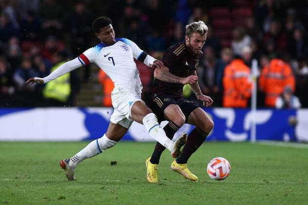 Mandatory Credit: Photo by Kieran Riley JMP Shutterstock (13424664l) Rhian Brewster of England U21, U 21 tackles Jordan Beyer of Germany U21 England U21 v Germany U21, UK - 27 Sep 2022 Editorial use only England U21 v Germany U21, UK - 27 Sep 2022 Editorial use only  Copyright: xKieranxRiley JMP Shutterstockx 13424664l