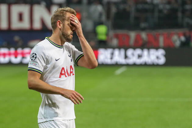 xMHx Champions League Eintracht Frankfurt Tottenham Hotspur on 04 10 2022 at Deutsche Bank Park in Frankfurt Harry Kane Tottenham 10 dissatisfied, disappointed, disappointed, depressed MH