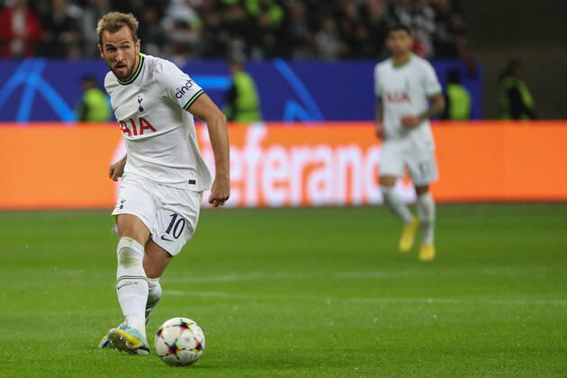 xMHx Champions League Eintracht Frankfurt Tottenham Hotspur on 04 10 2022 at Deutsche Bank Park in Frankfurt Harry Kane Tottenham 10 on the ball MH