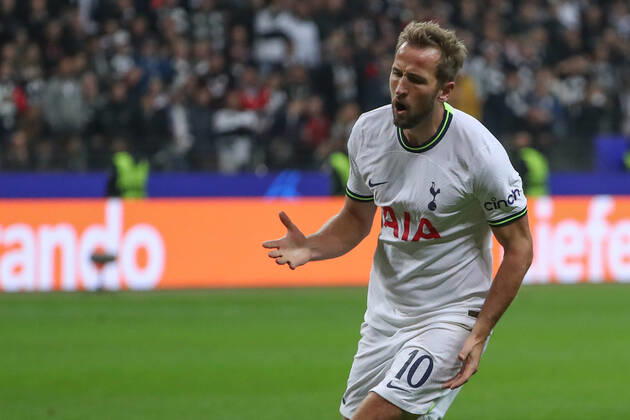 xMHx Champions League Eintracht Frankfurt Tottenham Hotspur on 04 10 2022 at Deutsche Bank Park in Frankfurt Harry Kane Tottenham 10 dissatisfied, disappointed, disappointed, depressed MH