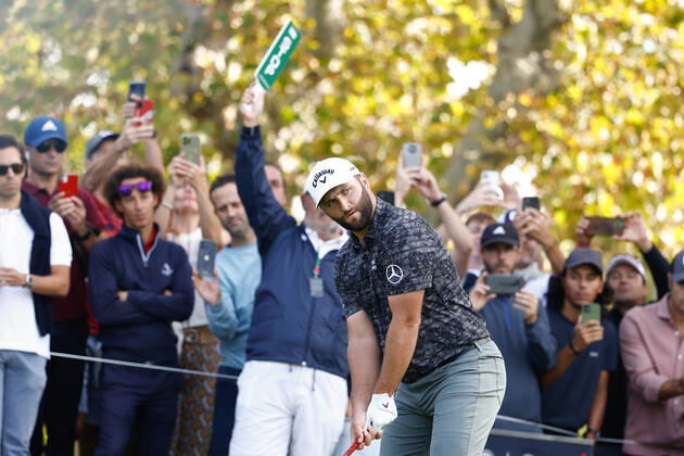 October 6, 2022, MADRID, MADRID, SPAIN: Jon Rahm of Spain in action during the Acciona Open Espana 2022 celebrated at Club de Campo de Madrid on October 06, 2022, in Madrid, Spain. MADRID SPAIN - ZUMAa181 20221006_zaa_a181_011 Copyright: xOscarxJ.xBarrosox