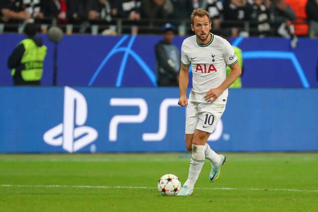 xMHx Champions League Eintracht Frankfurt Tottenham Hotspur on 04 10 2022 at Deutsche Bank Park in Frankfurt Harry Kane Tottenham 10 on the ball MH