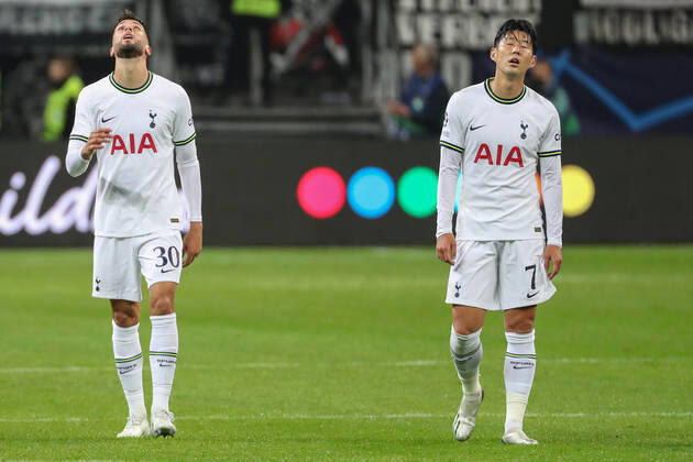 xMHx Champions League Eintracht Frankfurt Tottenham Hotspur on 04 10 2022 at Deutsche Bank Park in Frankfurt Rodrigo Bentancur Tottenham 30 and Heung Min Son Tottenham 7 are dissatisfied, disappointed, disappointed, depressed MH