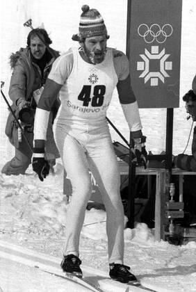 ARCHIVE 1984 Sarajevo Olympics Thomas Wassberg crosses the finish line as gold medalist in the five-mile at the Olympics in Sarajevo He beats Gunde Svan by only five seconds STOCKHOLM Sweden PB CODE 1001 x1001x  Copyright: xJANxCOLLSIÖÖx OS 1984 50 KM HERRAR