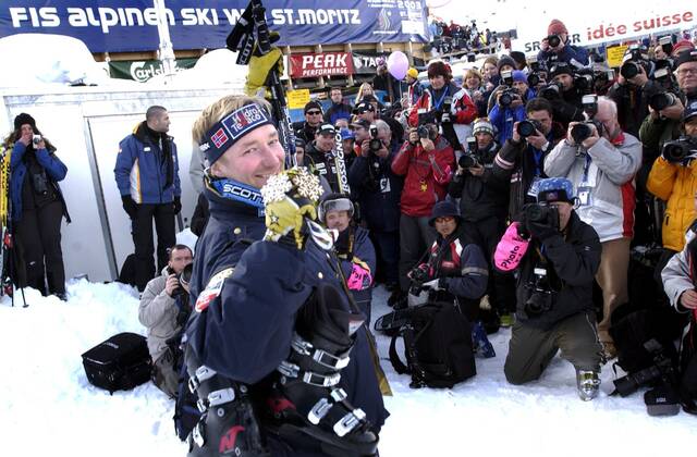 ST MORITZ 20030208 Norwegian WC silver through Kjetil Andre Aamodt when the mens downhill race was decided in St Moritz on Saturday 8 February 2003 The silver is Aamodts 19th championship medal Here Aamodt poses for the assembled world press ST MORITZ Switzerland x20520x  Copyright: xTorxRichardsen TTx 20520