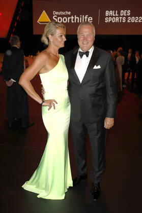 Franziska van Almsick with partner Jürgen B Harder at the 51 Ball des Sports 2022 in the RheinMain CongressCenter Wiesbaden, 16 07 2022 xS.xGabschx xFuturexImage