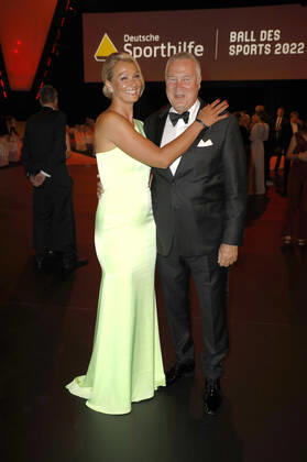 Franziska van Almsick with partner Jürgen B Harder at the 51 Ball des Sports 2022 in the RheinMain CongressCenter Wiesbaden, 16 07 2022 xS.xGabschx xFuturexImage