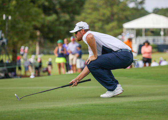 HOUSTON, TX - NOVEMBER 11: Kyle Westmoreland (USA) studies his putt on 10 during Round 2 of the Cadence Bank Houston Open at Memorial Park Golf Course on November 11, 2022 in Houston, Texas. (Photo by Leslie Plaza Johnson Icon Sportswire) GOLF: NOV 11 PGA, Golf Herren Cadence Bank Houston Open Icon2211110212