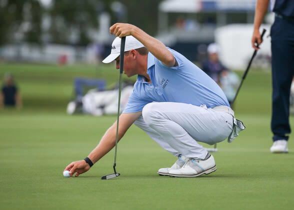 HOUSTON, TX - NOVEMBER 11: Ben Griffin (USA) sets up his putt on 10 during Round 2 of the Cadence Bank Houston Open at Memorial Park Golf Course on November 11, 2022 in Houston, Texas. (Photo by Leslie Plaza Johnson Icon Sportswire) GOLF: NOV 11 PGA, Golf Herren Cadence Bank Houston Open Icon2211110222