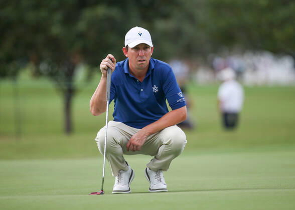 HOUSTON, TX - NOVEMBER 11: Paul Haley II (USA) studies his putt on 10 during Round 2 of the Cadence Bank Houston Open at Memorial Park Golf Course on November 11, 2022 in Houston, Texas. (Photo by Leslie Plaza Johnson Icon Sportswire) GOLF: NOV 11 PGA, Golf Herren Cadence Bank Houston Open Icon2211110322