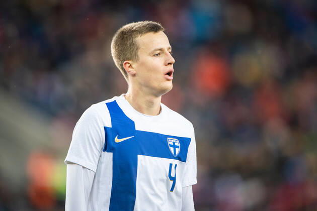 Norway v Finland, football friendly, Oslo, Norway Oslo, Norway. 20th, November 2022. Robert Ivanov (4) of Finland seen during the football friendly match between Norway and Finland at Ullevaal Stadion in Oslo. Oslo Norway Copyright: xGonzalesxPhoto Jan-ErikxEriksenx