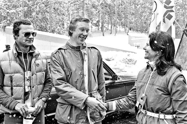 ARCHIVE 1984 02 13 The Swedish royal couple King Carl XVI Gustaf and Queen Silvia greet Swedish cross-country skier Gunde Svan at the Winter Olympics in Sarajevo, Yugoslavia 13th February 1984 Sarajevo Bosnia Hercegovina x1001x  Copyright: xJanxCollsiööx xTTx x OS SARAJEVO 1984 KUNGLIGT