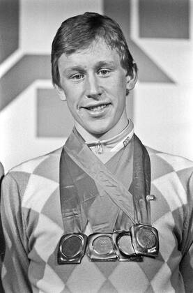 ARCHIVE 1984 02 19 Swedish cross-country skier Gunde Svan poses with his Olympic medals around his neck, two golds, a silver and a bronze awarded for his performance in the cross-country pairs at the Winter Olympics in Sarajevo, Yugoslavia 19 th February 1984 Sarajevo Bosnia Hercegovina x1001x  Copyright: xJanxCollsiööx xTTx x SARAJEVO-OS-LÄNGDSKIDOR