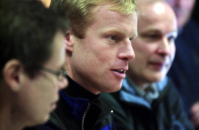 STOCKHOLM 20021119 Ski tunnel for Swedish skiers to be built in Bro in Stockholm Fran left Hans Persson, Björn Dählie and Johnny Granlund were present during the press conference, Wednesday, November 20, 2002 STOCKHOLM Sweden x30082x  Copyright: xIngvarxKarmhed SvD TTx 30082