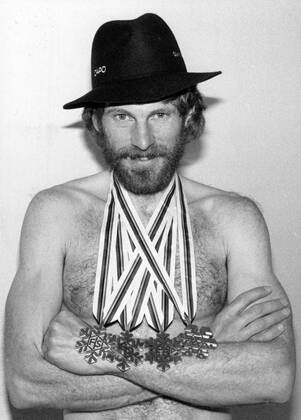 1989 12 27 World Ski Championships 1987 Thomas Wassberg with his four medals, silver 15 km classic, gold 30 km classic, silver 50 km freestyle and gold relay Sweden x28x  Copyright: xSörenxKarlson Expressen TTx SKID-VM 1987 WASSBERG