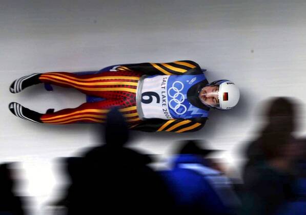 SALT LAKE CITY 020210 Winter Olympics 2002, luge, Georg Hackl, Germany, father in the luge track SALT LAKE CITY RODEL x599x  Copyright: xJONASxLINDKVISTx
