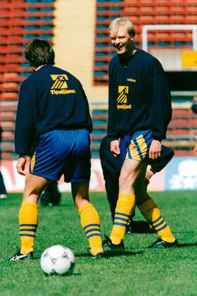Klas Ingesson, football player Sweden national team, training action 1994 04 28 c KJELLERAS PETER Aftonbladet IBL Bildbyra EXPRESSEN OUT AFTONBLADET 4586 Sweden football x2512x Copyright: xPeterxKjelleras Aftonbladet TTx