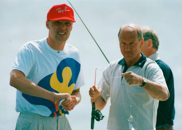 Klas Ingesson, football player Sweden national team and Tommy Svensson, football coach Sweden national team captain are fishing at a national team meeting after the European Championship in Sweden 1992 06 02 c ALLARD LASSE Aftonbladet IBL Bildbyra EXPRESSEN OUT AFTONBLADET 2116 Sweden football x2512x Copyright: xLassexAllard Aftonbladet TTx