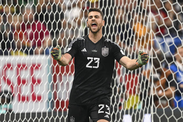 spain vs germany AL-KHOR, AK - 27.11.2022: SPAIN VS GERMANY - Unai Simón of Spain during a match between Spain and Germany, valid for the group stage of the World Cup, held at Al Bayt Stadium in Al-Khor, Qatar. (Photo: Richard Callis Fotoarena) x2300481x  RichardxCallis