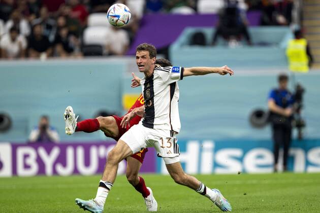 spain vs germany AL-KHOR, AK - 28.11.2022: SPAIN VS GERMANY - Thomas Müller of Germany and Jordi Alba of Spain of England during a match between Spain and Germany, valid for the group stage of the World Cup, held at Al Bayt Stadium in Al-Khor, Qatar. (Photo: Richard Callis Fotoarena) x2300494x RichardxCallis
