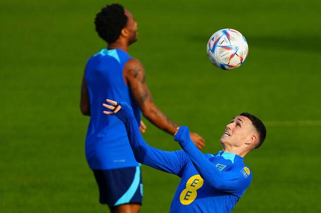 Mandatory Credit: Photo by Javier Garcia Shutterstock (13643375cs) Phil Foden of England England Training, FIFA World Cup, WM, Weltmeisterschaft, Fussball 2022, Football, Al Wakrah Sports Complex, Al Wakrah, Qatar - 01 Dec 2022 Editorial Use Only England Training, FIFA World Cup 2022, Football, Al Wakrah Sports Complex, Al Wakrah, Qatar - 01 Dec 2022 Editorial Use Only Copyright: xJavierxGarcia Shutterstockx 13643375cs
