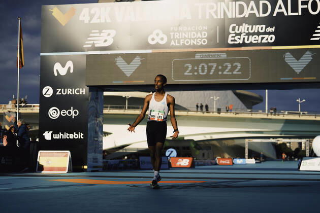 42th Valencia Marathon Trinidad Alfonso 2022 Valencia, 04 12 2022 Tariku Novales ESP on 04 12 2022 at the 42th Valencia Marathon Trinidad Alfonso 2022 Copyright: xBEAUTIFULxSPORTS Flatemerschx
