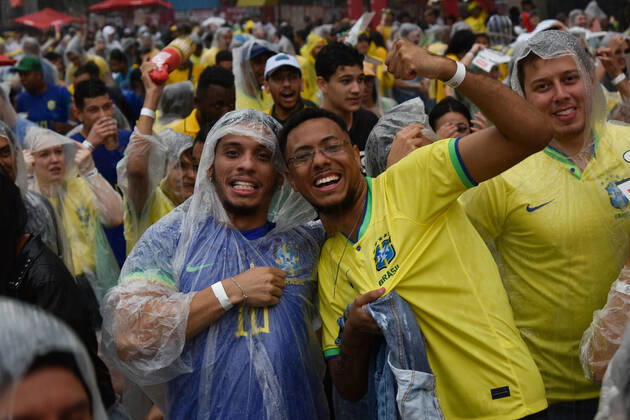 FIFA WM 2022, Brasilien - Südkorea, Public Viewing in Sao Paulo im Regen