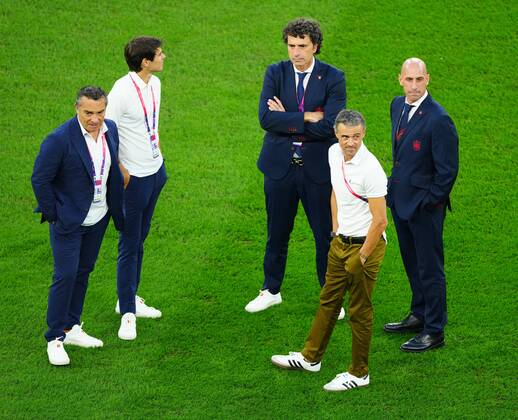 Mandatory Credit: Photo by Javier Garcia Shutterstock (13651659b) Manager Luis Enrique of Spain and Luis Rubiales head of Spanish Football Federation. Morocco v Spain, FIFA World Cup, WM, Weltmeisterschaft, Fussball 2022, Round of 16, Football, Education City Stadium, Doha, Qatar - 06 Dec 2022 Editorial Use Only Morocco v Spain, FIFA World Cup 2022, Round of 16, Football, Education City Stadium, Doha, Qatar - 06 Dec 2022 Editorial Use Only  Copyright: xJavierxGarcia Shutterstockx 13651659b