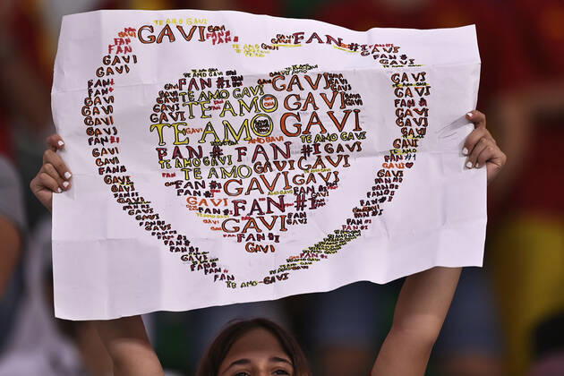 Foto LaPresse - Fabio Ferrari 6 Dicembre 2022 Doha, Qatar - - Calcio - Qatar 2022 - Coppa del Mondo Fifa - Marocco v Spagna - Ottavi di finale - Education City Stadium.Nella foto: tifosa December 6, 2022 Doha, Qatar - sport - Soccer - Qatar 2022- FIFA World Cup, WM, Weltmeisterschaft, Fussball -- Round of 16 - Morocco v Spain - Education City Stadium.In the pic: supporter  Copyright: xFabioxFerrarix LaPresse FerrariFx