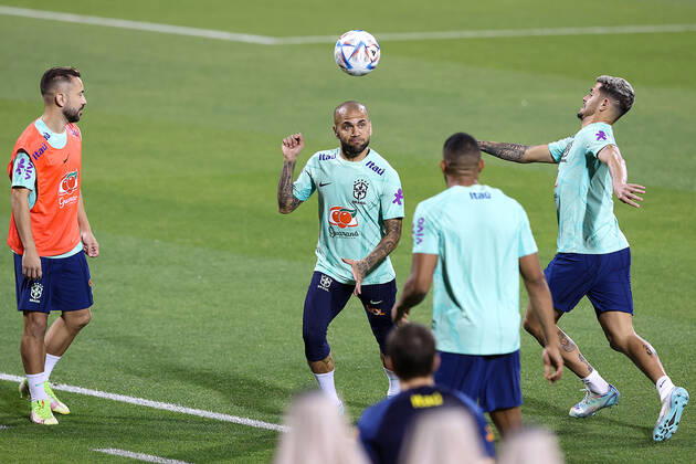 Brazil Training Session - FIFA World Cup, WM, Weltmeisterschaft, Fussball Qatar 2022 Dani Alves of Brazil during Brazil training session at Al Arabi SC Stadium in Doha, Qatar on December 6, 2022. GoranxStanzl PIXSELL