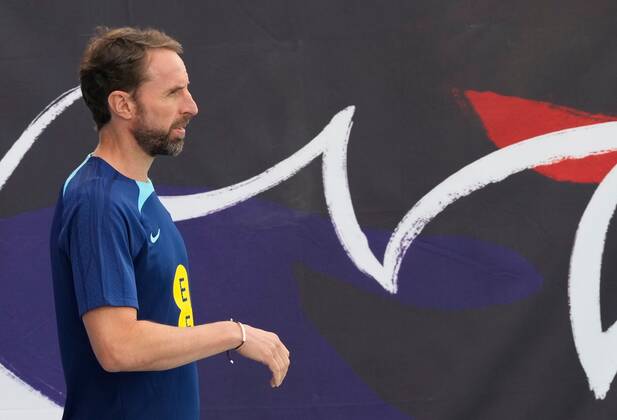 Mandatory Credit: Photo by Dave Shopland Shutterstock (13652017c) Manager Gareth Southgate England Training and press conference, PK, Pressekonferenz FIFA World Cup, WM, Weltmeisterschaft, Fussball 2022, Football, Al Wakrah Sports Complex, Al Wakrah, Qatar - 07 Dec 2022 Editorial Use Only England Training and Press Conference, FIFA World Cup 2022, Football, Al Wakrah Sports Complex, Al Wakrah, Qatar - 07 Dec 2022 Editorial Use Only Copyright: xDavexShopland Shutterstockx 13652017c