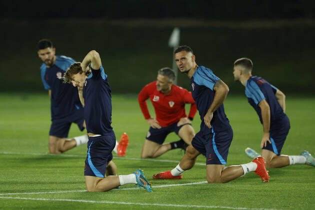 Croatia s players take part in training session held in Doha, Qatar, 08 December 2022. Croatia will face Brazil in their FIFA World Cup, WM, Weltmeisterschaft, Fussball 2022 quarter final soccer match on 09 December. Croatia s training session !ACHTUNG: NUR REDAKTIONELLE NUTZUNG!  Copyright: xJuanJoxMartinx EVE1979 20221208-d7684684640aed21f1c35e7c96713ccd00c174d8