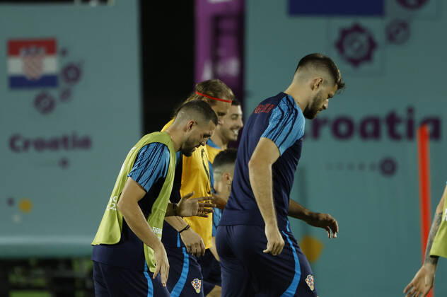Croatia s players take part in training session held in Doha, Qatar, 08 December 2022. Croatia will face Brazil in their FIFA World Cup, WM, Weltmeisterschaft, Fussball 2022 quarter final soccer match on 09 December. Croatia s training session !ACHTUNG: NUR REDAKTIONELLE NUTZUNG!  Copyright: xJuanJoxMartinx EVE1990 20221208-769d172914324870b4b92335c478ac64d380f7f0