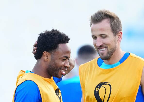 Mandatory Credit: Photo by Javier Garcia Shutterstock (13658575c) England Training and press conference, PK, Pressekonferenz FIFA World Cup, WM, Weltmeisterschaft, Fussball 2022, Football, Al Wakrah Sports Complex, Al Wakrah, Qatar - 09 Dec 2022 Editorial Use Only England Training and Press Conference, FIFA World Cup 2022, Football, Al Wakrah Sports Complex, Al Wakrah, Qatar - 09 Dec 2022 Editorial Use Only  Copyright: xJavierxGarcia Shutterstockx 13658575c