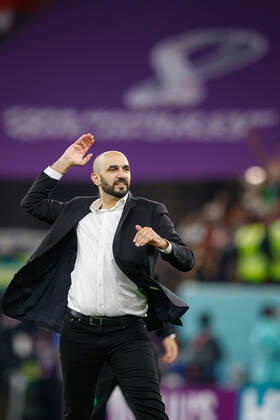 morocco vs portugal DOHA, CA - 10.12.2022: MOROCCO VS PORTUGAL - Coach REGRAGUI Walid from Morocco celebrates ranking during the match between Morocco and Portugal, valid for the quarterfinals of the World Cup, held at the Al Thumama Stadium in Doha, Qatar. (Photo: Rodolfo Buhrer La Imagem Fotoarena) x2308661x  RodolfoxBuhrer